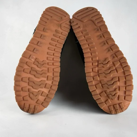 Black White Retro Sneakers Lace Up Athletic Casual Shoes Gum Sole Size 7.5 - Picture 7 of 15